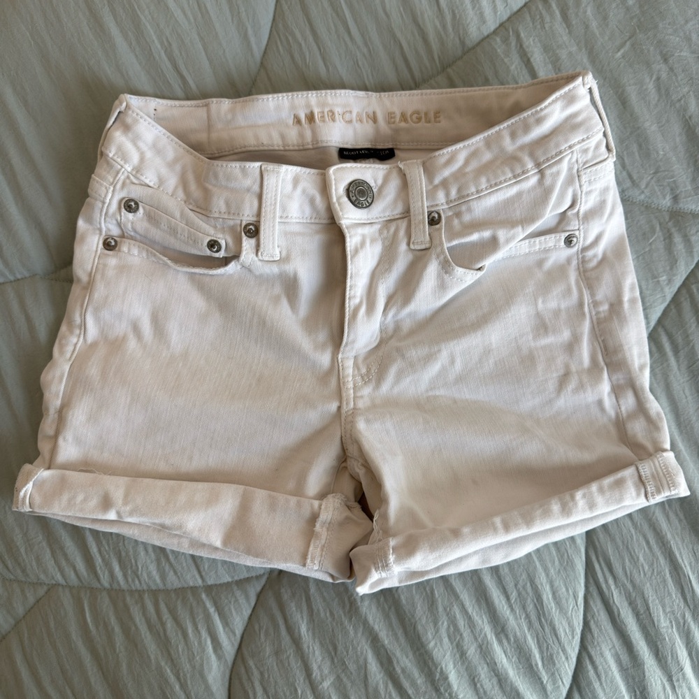 American Eagle Outfitters White Women's Midi Denim Shorts